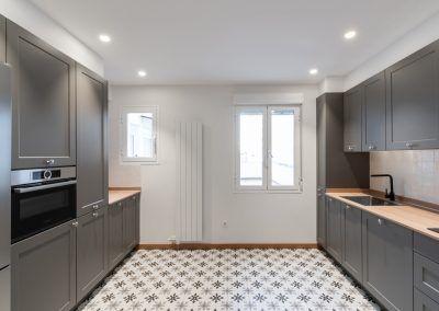 cocina rehabilitación suelo alicatadoo magoblan