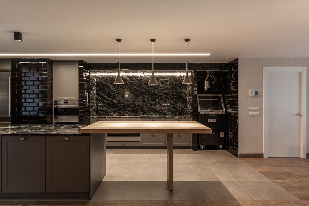 cocina con isla merendero obra