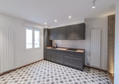 cocina rehabilitación suelo alicatado  fontanería magoblan